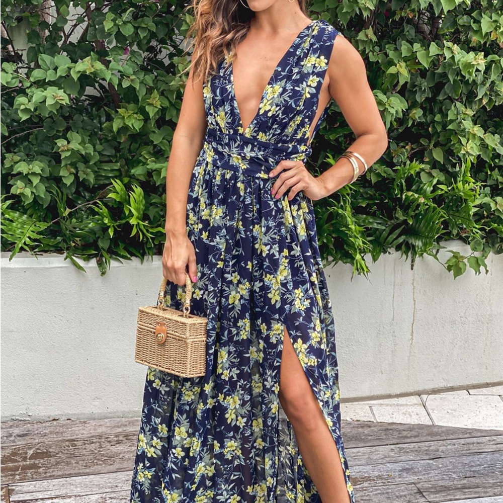 NAVY FLORAL V-NECK MAXI DRESS WITH SLIT